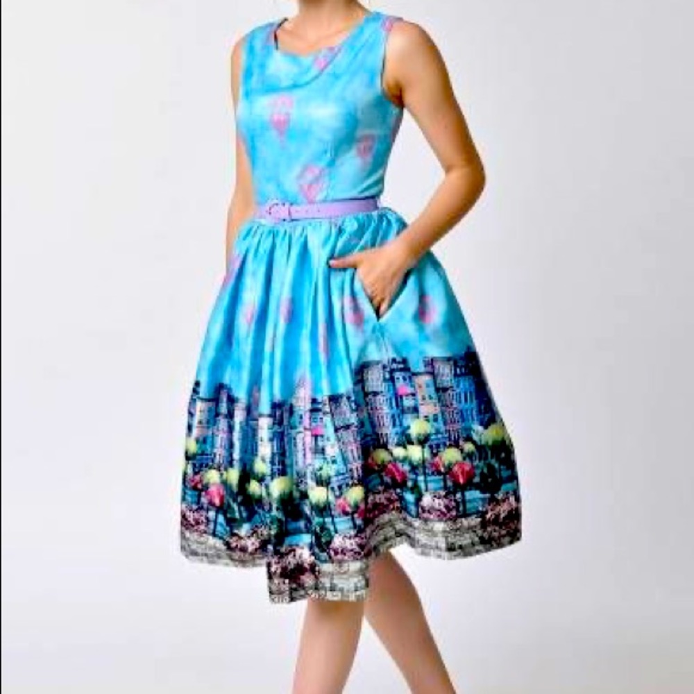 Lindy bop air balloon dress